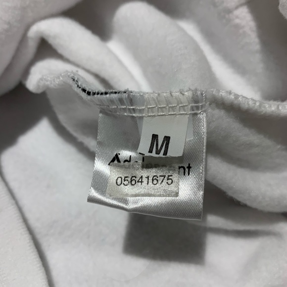 ❤️ ASOS white hoodie with red heart ❤️ NWOT!!! - Picture 4 of 5